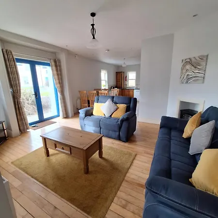 Ferienhaus Court