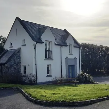 Holiday home Court *